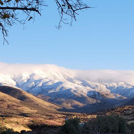 Alpaca Rustic Ranch-Peaceful & Breathtaking Views Apartment Santa Clarita Bagian luar foto