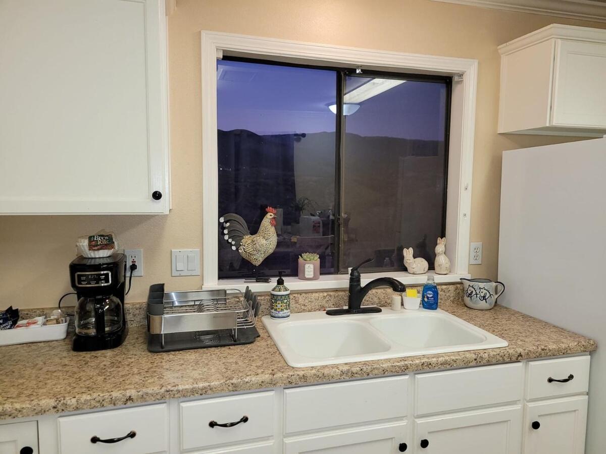 Alpaca Rustic Ranch-Peaceful & Breathtaking Views Apartment Santa Clarita Bagian luar foto